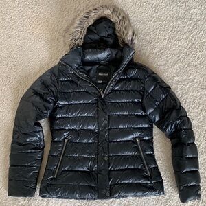 Marmot 700 fill goose down black puffer jacket women’s winter coat fur hood